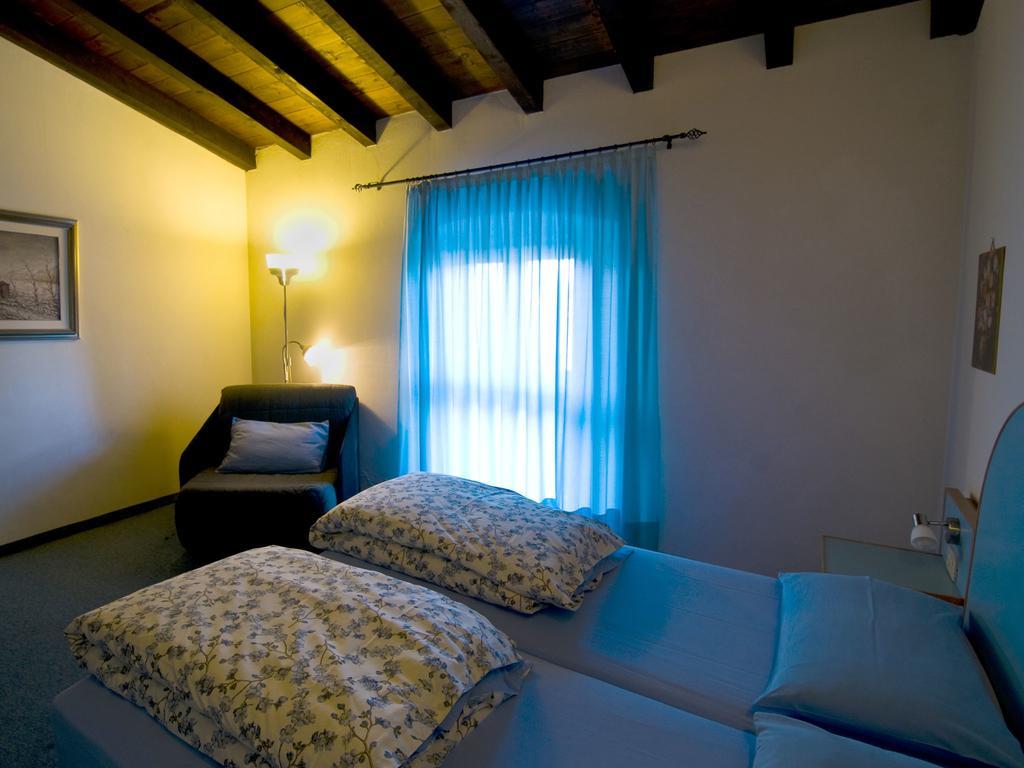 Hotel San Filis San Felice del Benaco Exterior foto